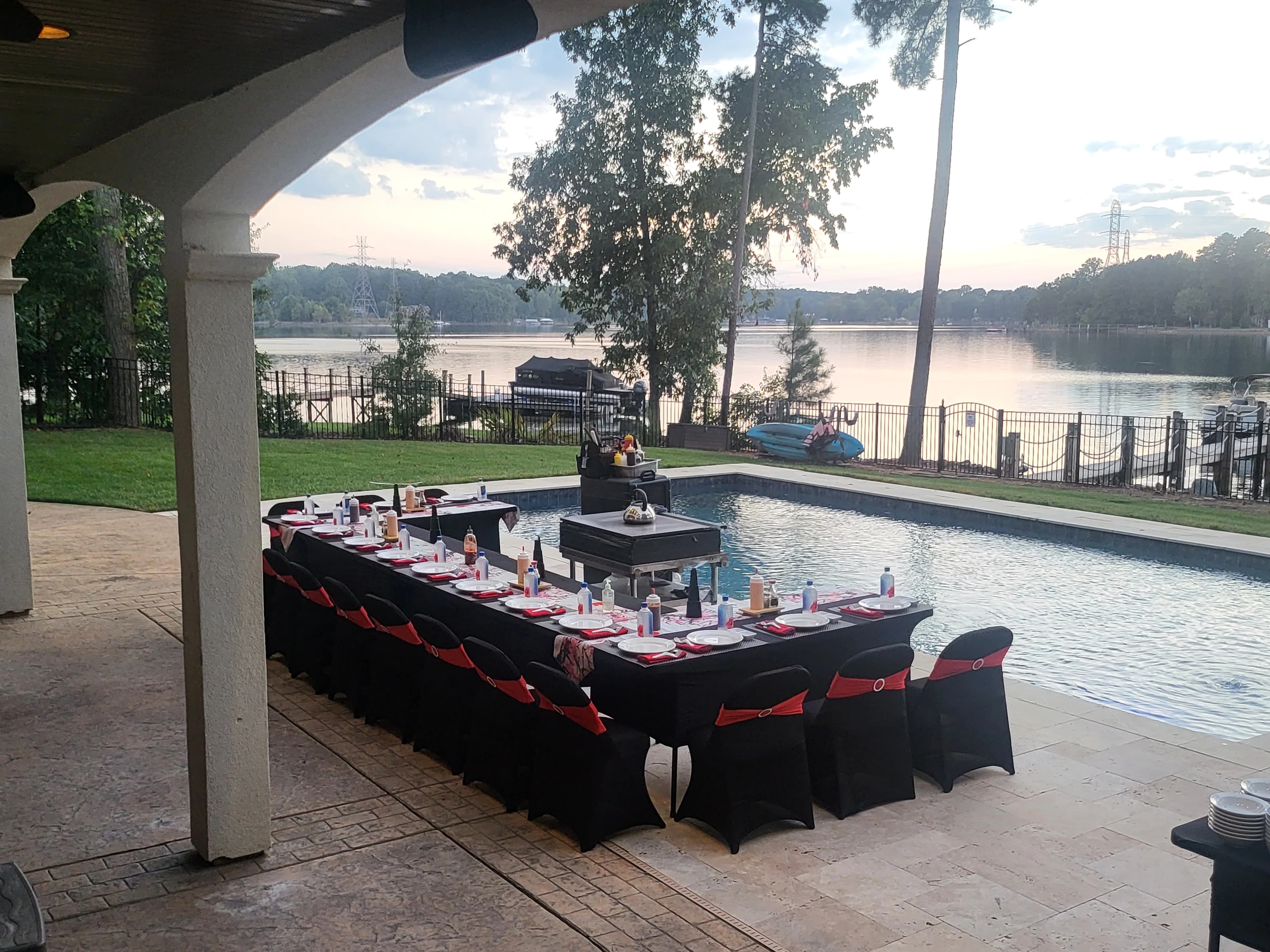 Lakefront teppanyaki setup