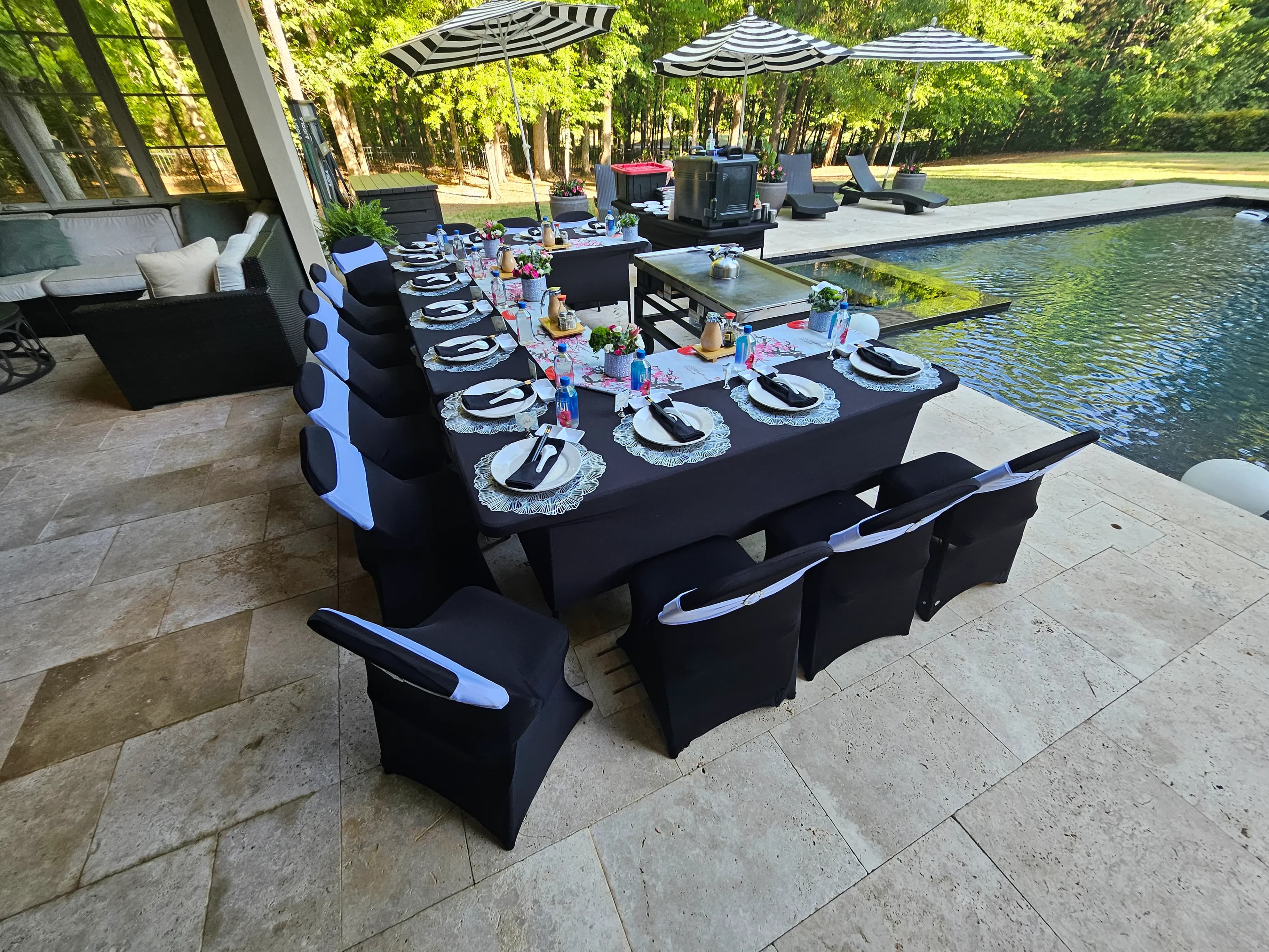 Poolside private setup